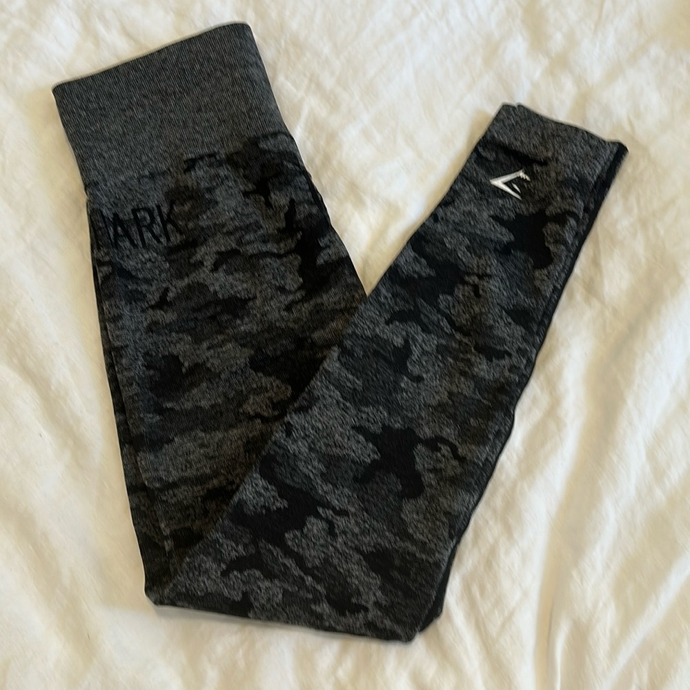 Gymshark Camo Seamless Leggings, size S